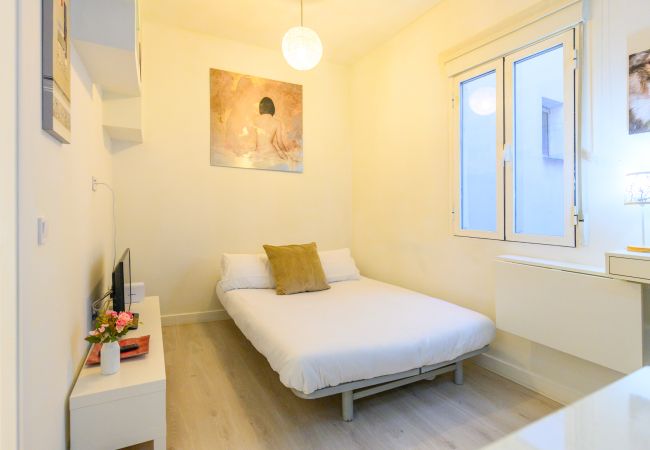 Apartamento en Madrid - Acogedor piso de 1 dormitorio a poco metros del centro de la Ciudad .Temporal Apartamento en Madrid - Acogedor piso de 1 dormitorio a poco metros del centro de la Ciudad .Temporal