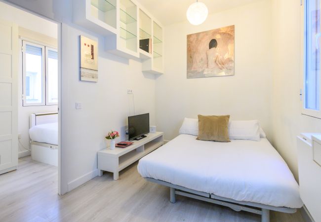 Apartamento en Madrid - Acogedor piso de 1 dormitorio a poco metros del centro de la Ciudad .Temporal Apartamento en Madrid - Acogedor piso de 1 dormitorio a poco metros del centro de la Ciudad .Temporal
