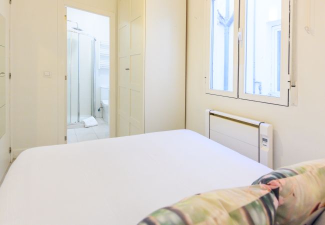 Apartamento en Madrid - Acogedor piso de 1 dormitorio a poco metros del centro de la Ciudad .Temporal Apartamento en Madrid - Acogedor piso de 1 dormitorio a poco metros del centro de la Ciudad .Temporal
