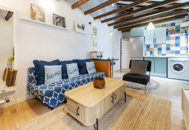 Apartamento en Madrid - Piso de 2 dormitorios a pasos del Museo Reina Sofía: confort y ubicación perfecta en Madrid 