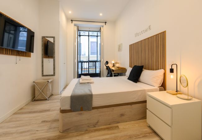 Alquiler por habitaciones en Madrid - Zurich: habitación con comodidad y zonas compartidas Gran Vía-Madrid.Temporal Alquiler por habitaciones en Madrid - Zurich: habitación con comodidad y zonas compartidas Gran Vía-Madrid.Temporal