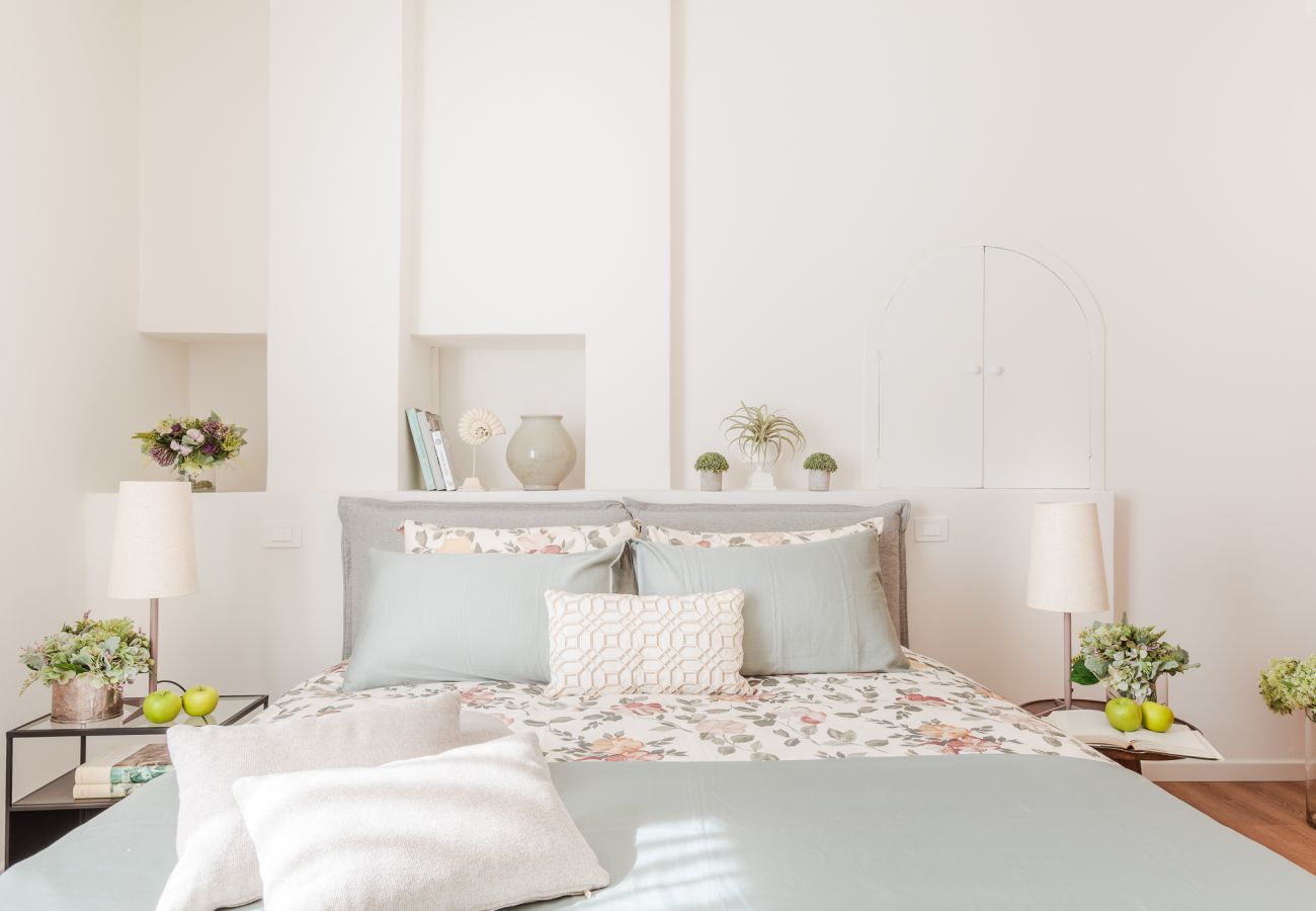 Apartamento en Lucca - Modern Elegance inside Lucca Walls – with Terrace Apartamento en Lucca - Modern Elegance inside Lucca Walls – with Terrace