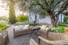 Villa en Lucca - Romantic Farmhouse with Oversize Panoramic Pool