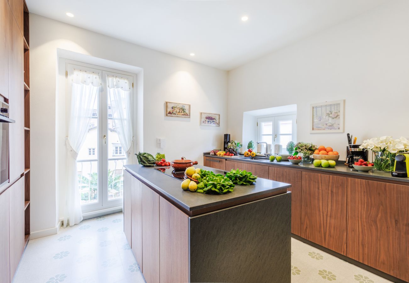 Apartamento en Lucca - Historic and Contemporary 3 Bedrooms inside Lucca Apartamento en Lucca - Historic and Contemporary 3 Bedrooms inside Lucca