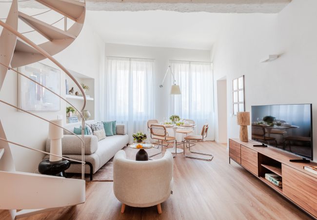 Apartamento en Lucca - Luxury 2 Bedrooms 2 Bathrooms Penthouse, Elevator Apartamento en Lucca - Luxury 2 Bedrooms 2 Bathrooms Penthouse, Elevator
