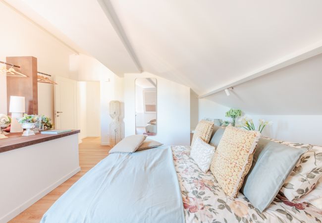 Apartamento en Lucca - Luxury 2 Bedrooms 2 Bathrooms Penthouse, Elevator Apartamento en Lucca - Luxury 2 Bedrooms 2 Bathrooms Penthouse, Elevator