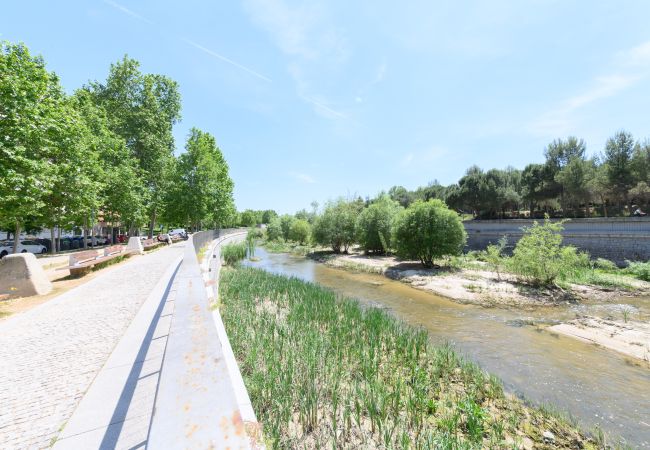 Estudio en Madrid - Estudio con balcón – Todo lo que necesitas para una estancia perfecta en Madrid. Temporal Estudio en Madrid - Estudio con balcón – Todo lo que necesitas para una estancia perfecta en Madrid. Temporal