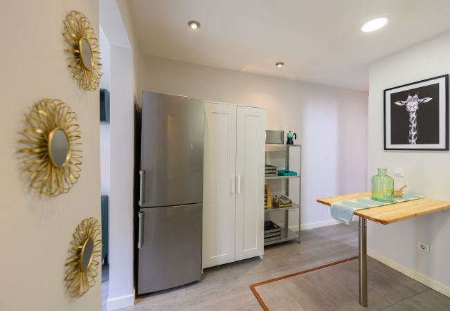 Apartamento en Madrid - Piso de 2 dormitorios con balcón en Madrid Apartamento en Madrid - Piso de 2 dormitorios con balcón en Madrid