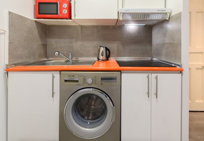 Apartamento en Madrid - Piso de 2 dormitorios con balcón en Madrid Apartamento en Madrid - Piso de 2 dormitorios con balcón en Madrid