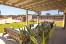 Finca de campo en Muro, Mallorca con jardín y piscina privados