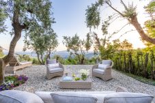 Villa en Montecatini alto - Smart Panoramic Farmhouse Jacuzzi in Montecatini Alto