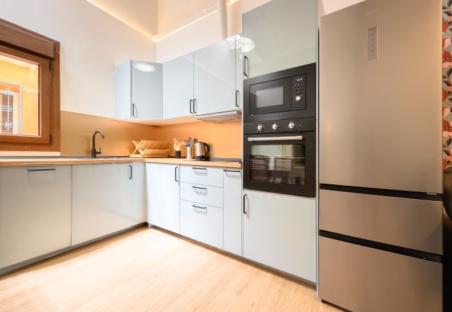 Apartamento en Madrid - Dúplex Moderno con 2 Dormitorios, Cocina Equipada – Confort y Estilo.Temporal Apartamento en Madrid - Dúplex Moderno con 2 Dormitorios, Cocina Equipada – Confort y Estilo.Temporal