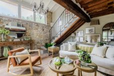 Villa en San Lorenzo di Moriano - Cosy 3 Bedroom Farmhouse on the Hills of Lucca