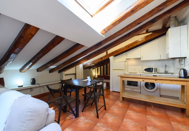 Studio à Madrid - MADRID Downtown Puerta del Sol - Teatros Gran Via- Atocha Station Cozy Estudio 2 Pax Studio à Madrid - MADRID Downtown Puerta del Sol - Teatros Gran Via- Atocha Station Cozy Estudio 2 Pax