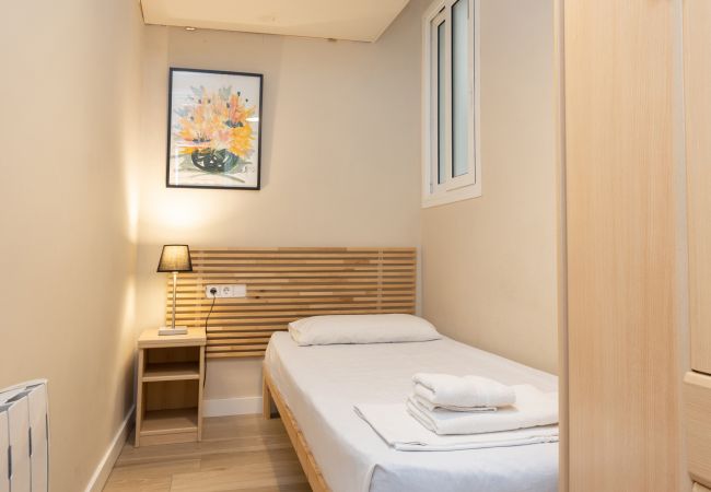 Appartement à Barcelona - CALABRIA, appartement spacieux, confortable ideal families ou groups très bien situé Eixample, Barcelone centre Appartement à Barcelona - CALABRIA, appartement spacieux, confortable ideal families ou groups très bien situé Eixample, Barcelone centre