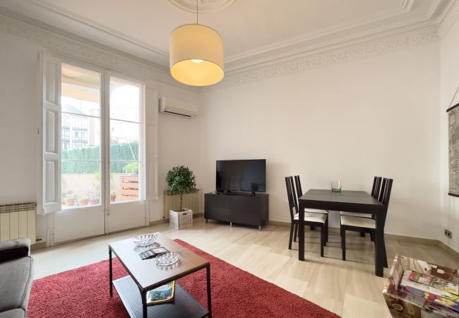 Appartement à Barcelona - Bel appartement avec grande terrasse privée, à côté du Passeig de Gracia, Barcelone centre Appartement à Barcelona - Bel appartement avec grande terrasse privée, à côté du Passeig de Gracia, Barcelone centre