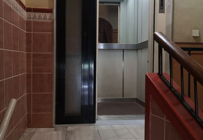 Appartement à Barcelona - SANT ANTONI, appartement spacieux, lumineux, confortable et tranquile à Barcelone centre Appartement à Barcelona - SANT ANTONI, appartement spacieux, lumineux, confortable et tranquile à Barcelone centre