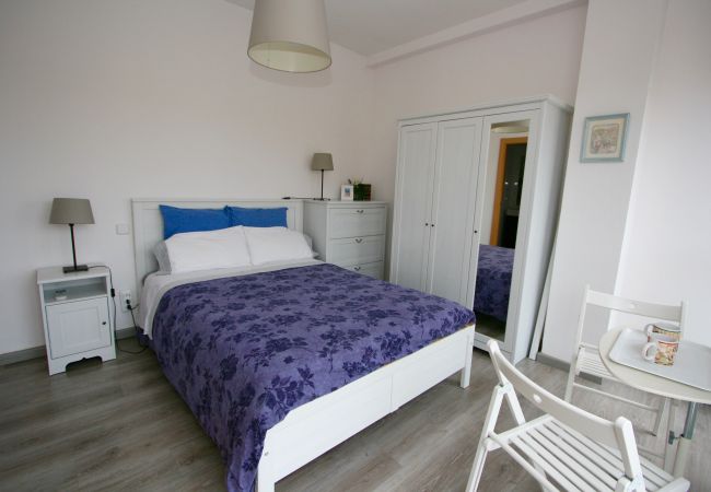 Appartement à Barcelone - PLAZA ESPAÑA DELUXE & FIRA, bel appartement lumineux, mignon, grand et ensoleillé à louer par jours à Barcelone, Plaza España. Appartement à Barcelone - PLAZA ESPAÑA DELUXE & FIRA, bel appartement lumineux, mignon, grand et ensoleillé à louer par jours à Barcelone, Plaza España.