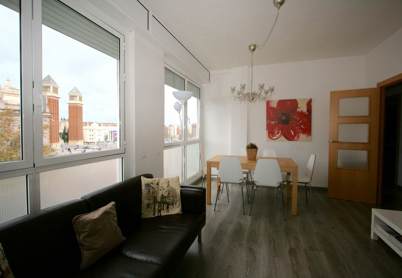 Appartement à Barcelone - PLAZA ESPAÑA DELUXE & FIRA, bel appartement lumineux, mignon, grand et ensoleillé à louer par jours à Barcelone, Plaza España. Appartement à Barcelone - PLAZA ESPAÑA DELUXE & FIRA, bel appartement lumineux, mignon, grand et ensoleillé à louer par jours à Barcelone, Plaza España.