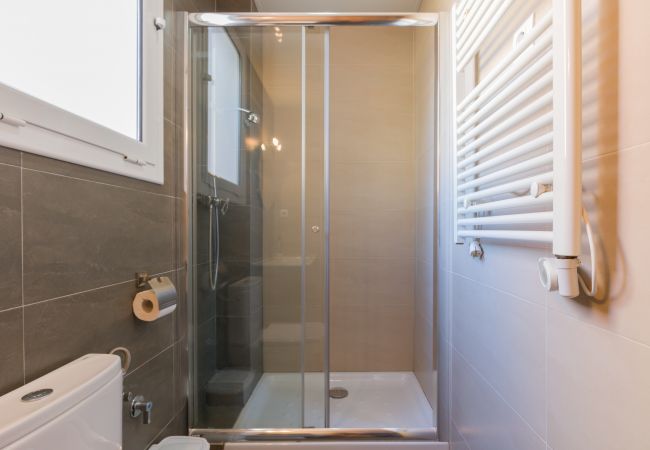 Appartement à Barcelona - Joli studio, lumineux, tranquile et très bien situé en Gracia, Barcelona centre Appartement à Barcelona - Joli studio, lumineux, tranquile et très bien situé en Gracia, Barcelona centre