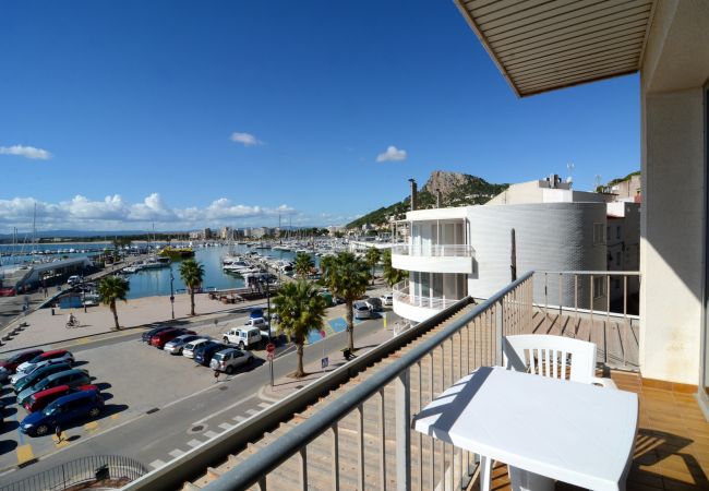 Studio à Estartit - NAUTIC ESTUDI BX-4 Studio à Estartit - NAUTIC ESTUDI BX-4