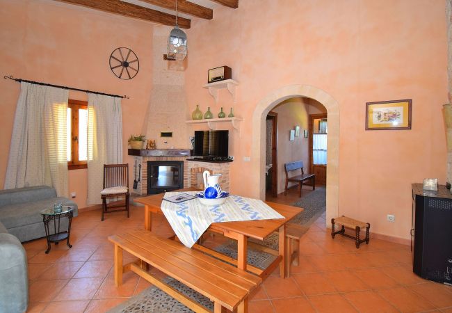 Domaine à Santa Margalida - S'Estret 184 magnifique finca avec piscine privée, terrasse, jardin agréable et tennis de table Domaine à Santa Margalida - S'Estret 184 magnifique finca avec piscine privée, terrasse, jardin agréable et tennis de table