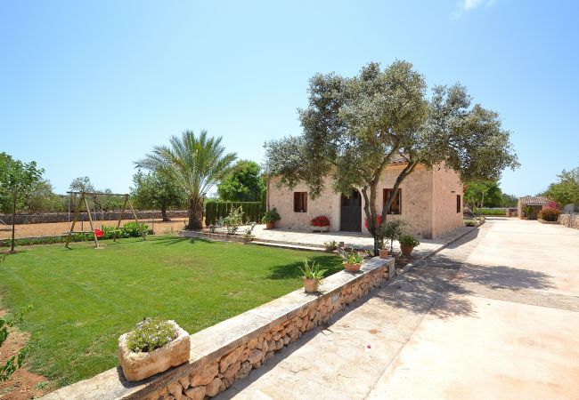 Domaine à Santa Margalida - S'Estret 184 magnifique finca avec piscine privée, terrasse, jardin agréable et tennis de table Domaine à Santa Margalida - S'Estret 184 magnifique finca avec piscine privée, terrasse, jardin agréable et tennis de table