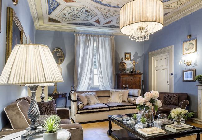 Appartement à Lucques - Elegant and Homey 4 Bedrooms Apartment, Air Conditioning within the Lucca Walls Appartement à Lucques - Elegant and Homey 4 Bedrooms Apartment, Air Conditioning within the Lucca Walls