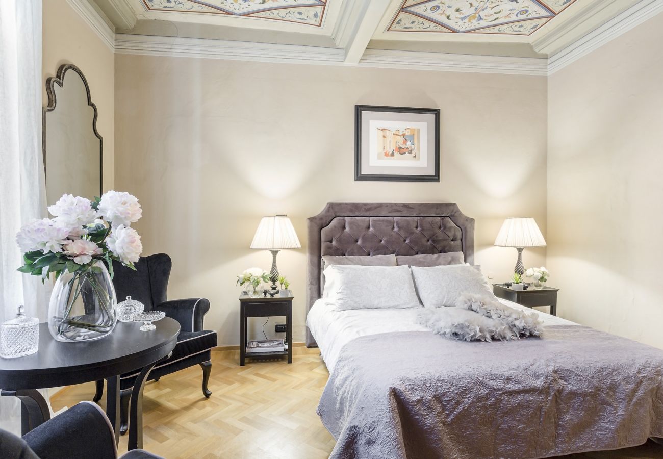 Appartement à Lucques - Elegant and Homey 4 Bedrooms Apartment, Air Conditioning within the Lucca Walls Appartement à Lucques - Elegant and Homey 4 Bedrooms Apartment, Air Conditioning within the Lucca Walls