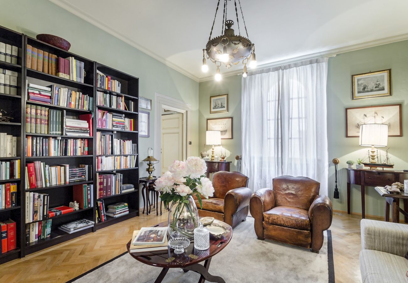 Appartement à Lucques - Elegant and Homey 4 Bedrooms Apartment, Air Conditioning within the Lucca Walls Appartement à Lucques - Elegant and Homey 4 Bedrooms Apartment, Air Conditioning within the Lucca Walls