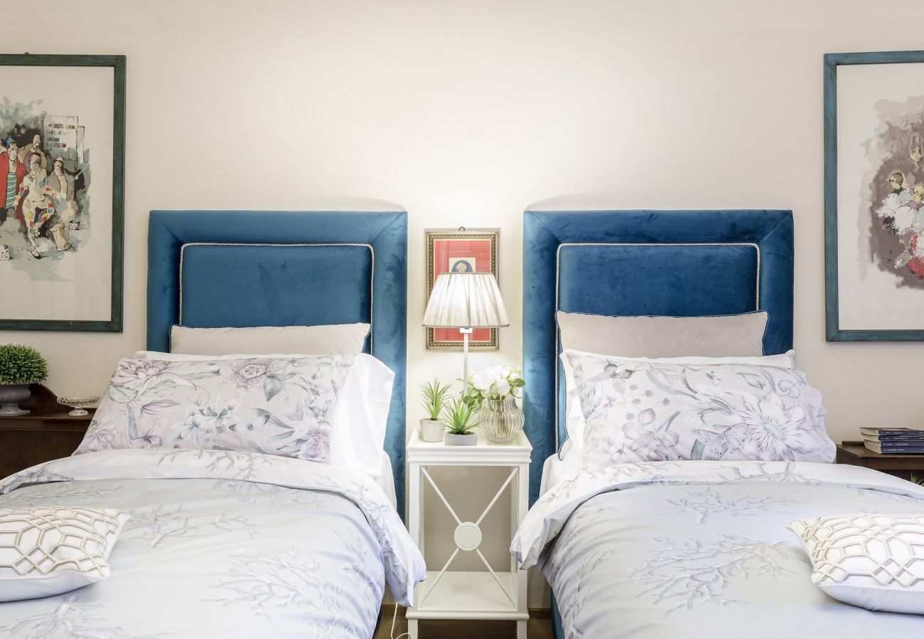 Appartement à Lucques - Elegant and Homey 4 Bedrooms Apartment, Air Conditioning within the Lucca Walls Appartement à Lucques - Elegant and Homey 4 Bedrooms Apartment, Air Conditioning within the Lucca Walls