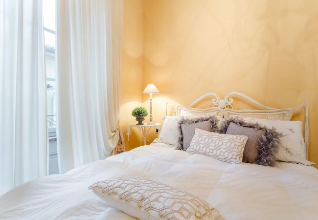 Appartement à Lucca - AU-DELÀ DE L'EXTRAORDINAIRE Romantique Tranquille Appartement spacieux à côté de la tour Guinigi Appartement à Lucca - AU-DELÀ DE L'EXTRAORDINAIRE Romantique Tranquille Appartement spacieux à côté de la tour Guinigi