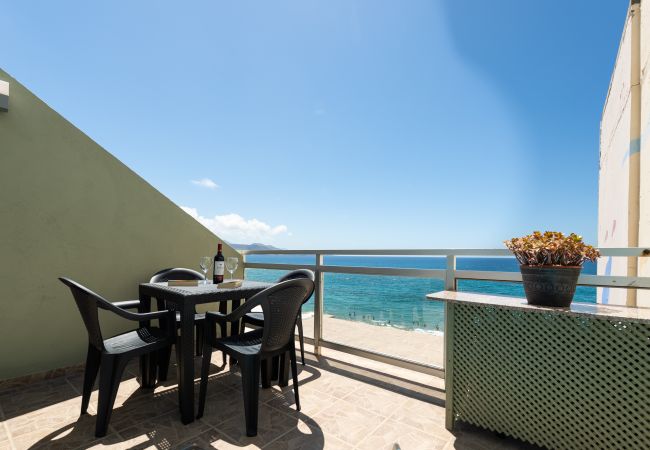  à Las Palmas de Gran Canaria - Front line with nice terrace By CanariasGetaway 