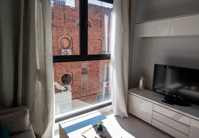 Appartement à Madrid - M (JMC 5) BERNABEU R. MADRID STADIUM APARTMENT 1 ROOM 2 PAX PARKING  - MADRID BUSINESS CENTER Appartement à Madrid - M (JMC 5) BERNABEU R. MADRID STADIUM APARTMENT 1 ROOM 2 PAX PARKING  - MADRID BUSINESS CENTER