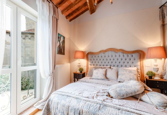 Villa à Montecarlo - VILLA GIANNA, the Secret Interior Designer's Private Retreat with Pool Villa à Montecarlo - VILLA GIANNA, the Secret Interior Designer's Private Retreat with Pool