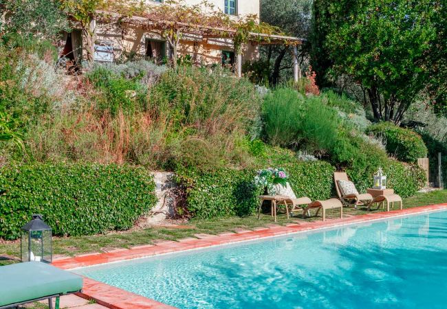 Villa à Lucca - Villa Gufo The Place to Be. Panoramic Private Pool with a Lucca View and Private Tennis Court Villa à Lucca - Villa Gufo The Place to Be. Panoramic Private Pool with a Lucca View and Private Tennis Court