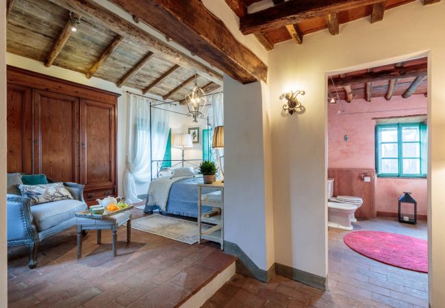 Villa à Lucca - Villa Gufo The Place to Be. Panoramic Private Pool with a Lucca View and Private Tennis Court Villa à Lucca - Villa Gufo The Place to Be. Panoramic Private Pool with a Lucca View and Private Tennis Court