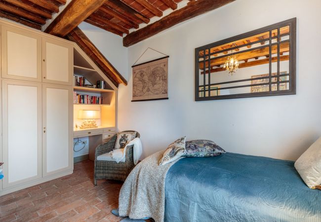 Villa à Lucca - Villa Gufo The Place to Be. Panoramic Private Pool with a Lucca View and Private Tennis Court Villa à Lucca - Villa Gufo The Place to Be. Panoramic Private Pool with a Lucca View and Private Tennis Court