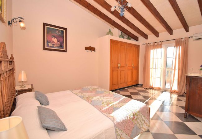 Domaine à Cas Concos - Can Claret Gran 176 magnifique villa avec piscine privée, grande terrasse, air conditionné et WiFi Domaine à Cas Concos - Can Claret Gran 176 magnifique villa avec piscine privée, grande terrasse, air conditionné et WiFi