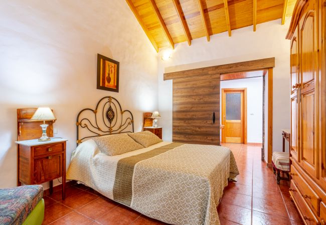 Maison à Moya - Mari House With Jacuzzi and BBQ by CanariasGetaway Maison à Moya - Mari House With Jacuzzi and BBQ by CanariasGetaway