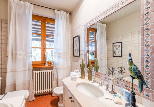 Villa à Lucca - VILLA ARSINA, Modern Italian Tradition. Private Pool Villa à Lucca - VILLA ARSINA, Modern Italian Tradition. Private Pool