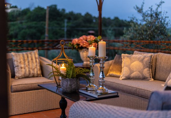 Villa à Lucca - VILLA ARSINA, Modern Italian Tradition. Private Pool Villa à Lucca - VILLA ARSINA, Modern Italian Tradition. Private Pool