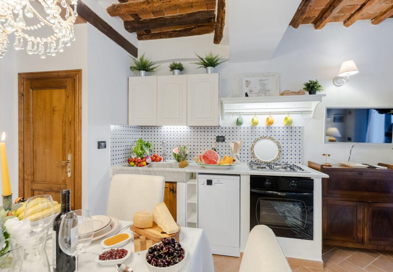 Villa à Vorno - RIO DELLE FATE, a Fairytale Home along the Stream in Vorno, Lucca Villa à Vorno - RIO DELLE FATE, a Fairytale Home along the Stream in Vorno, Lucca