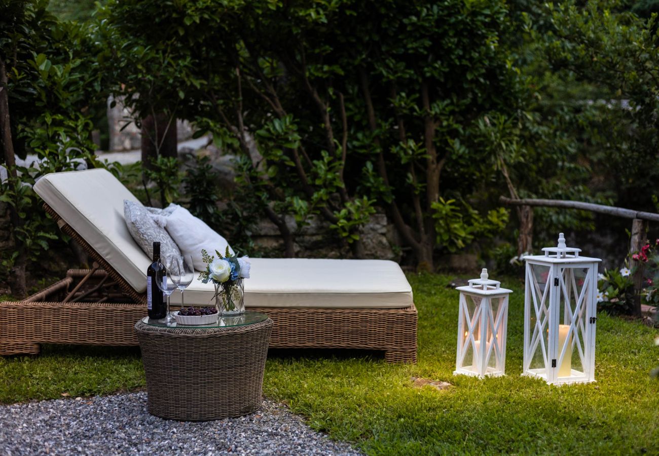 Villa à Vorno - RIO DELLE FATE, a Fairytale Home along the Stream in Vorno, Lucca Villa à Vorno - RIO DELLE FATE, a Fairytale Home along the Stream in Vorno, Lucca