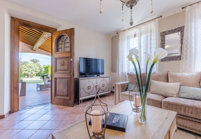 Villa à Lucca - Nonna Bianca, a Genuine Farmhouse in Sant'Alessio, Lucca Villa à Lucca - Nonna Bianca, a Genuine Farmhouse in Sant'Alessio, Lucca