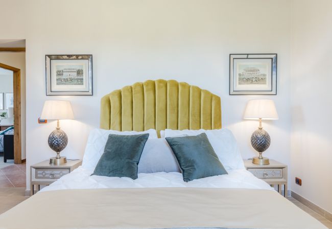 Villa à Lucca - Nonna Bianca, a Genuine Farmhouse in Sant'Alessio, Lucca Villa à Lucca - Nonna Bianca, a Genuine Farmhouse in Sant'Alessio, Lucca