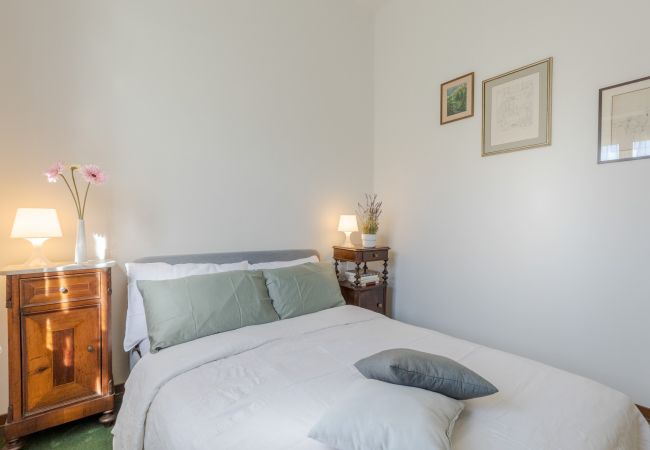 Appartement à Lucca - Simple Convenient 3 bedrooms apartment + parking Appartement à Lucca - Simple Convenient 3 bedrooms apartment + parking