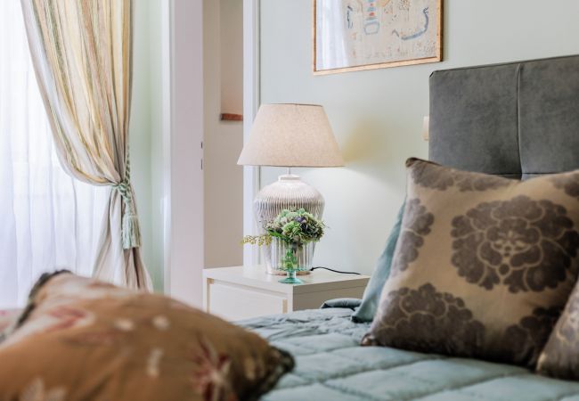 Appartement à Lucca - Grand 3 bedrooms Apartment with elevator inside the walls of Lucca Appartement à Lucca - Grand 3 bedrooms Apartment with elevator inside the walls of Lucca