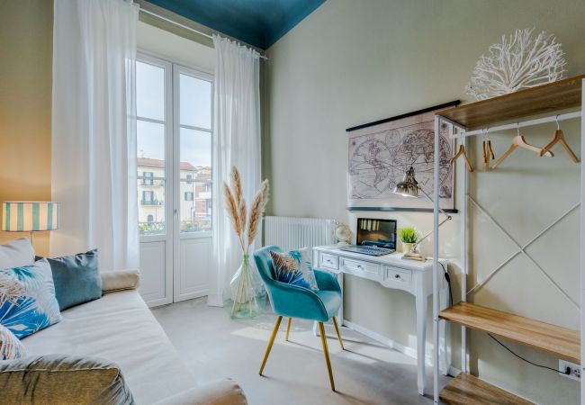 Appartement à Lucca - Casa Gina, a modern charming urban retreat with free parking by the train station and the Walls of Lucca Appartement à Lucca - Casa Gina, a modern charming urban retreat with free parking by the train station and the Walls of Lucca