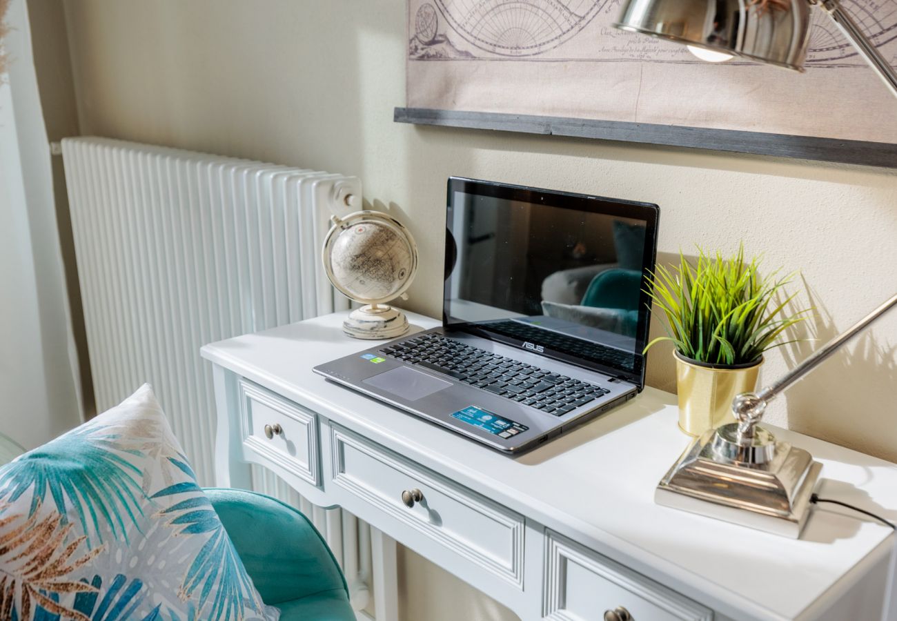 Appartement à Lucques - Casa Gina, a modern charming urban retreat with free parking by the train station and the Walls of Lucca Appartement à Lucques - Casa Gina, a modern charming urban retreat with free parking by the train station and the Walls of Lucca